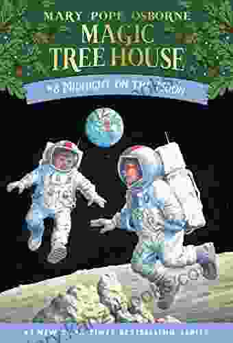 Midnight On The Moon (Magic Tree House 8)